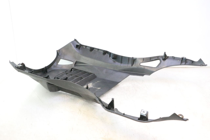 photo de BELLY PANEL APRILIA ATLANTIC S 125 (2010 - 2013) - High-resolution close-up