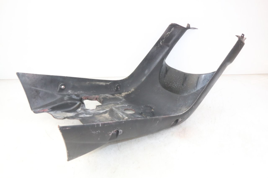 photo de LOWER PART OF THE BODY MBK BOOSTER SPIRIT 50 (2004 - 2017) - Alternative perspective