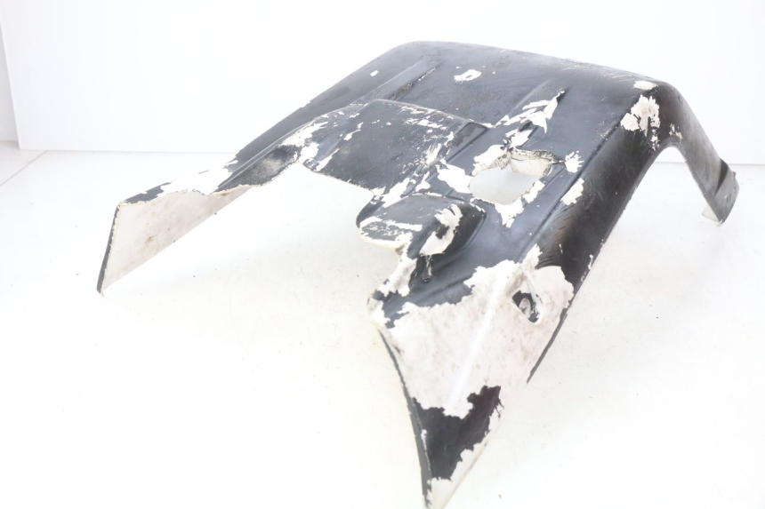 photo de LOWER PART OF THE BODY MBK BOOSTER SPIRIT NAKED 50 (2004 - 2017) - Surface and material condition