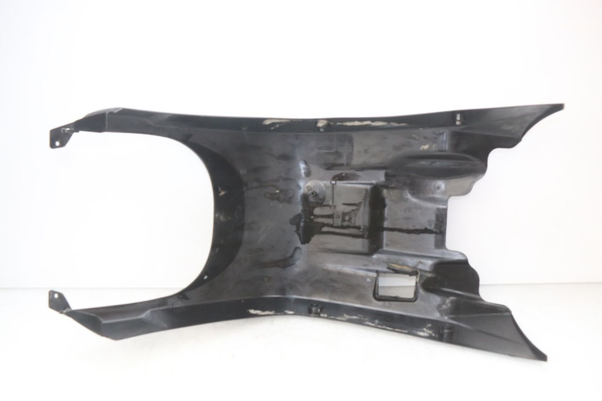 photo de LOWER PART OF THE BODY MBK BOOSTER SPIRIT NAKED 50 (2004 - 2017) - Alternative perspective