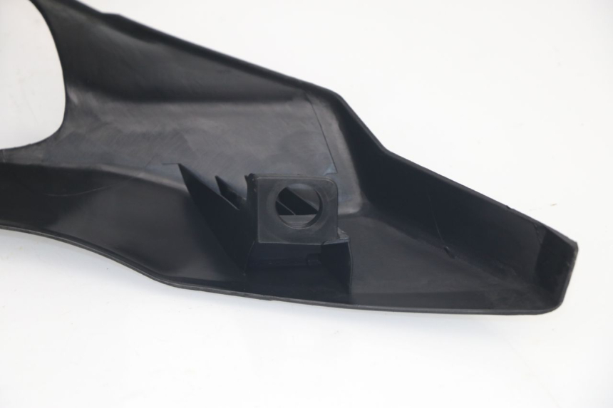 photo de BELLY PANEL YAMAHA BW'S BWS 125 (2010 - 2013) - Fixing points details