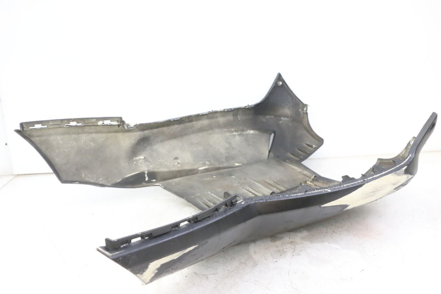 photo de LOWER PART OF THE BODY PEUGEOT CITYSTAR 50 (2013 - 2017) - Technical close-up