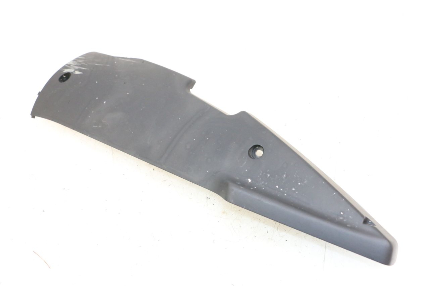 photo de RIGHT BELLY PANEL DAELIM A-FOUR 2T 50 (2005 - 2012) - Technical close-up