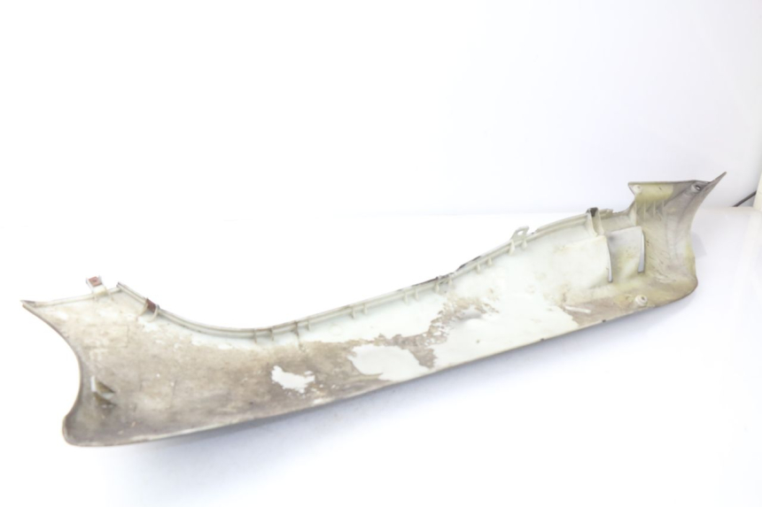 photo de RIGHT LOWER SIDE PANEL JONWAY AZTRAL 125 (2008 - 2017) - Checked used part