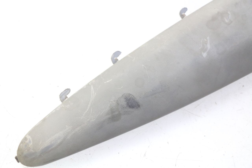 photo de RIGHT LOWER SIDE PANEL HONDA BALI EX 100 (1996 - 2000) - Zoom on usage condition