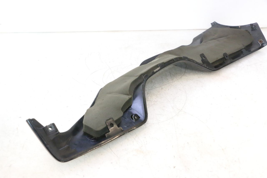 photo de RIGHT BELLY PANEL SUZUKI BURGMAN EXECUTIVE ABS 650 (2006 - 2012) - Additional view of the item
