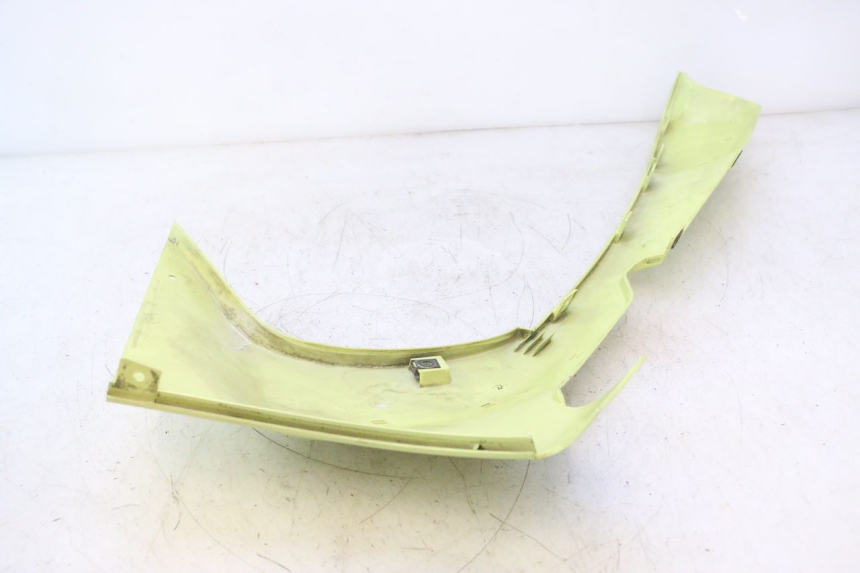 photo de RIGHT LOWER SIDE PANEL BMW C1 125 (2000 - 2003) - Technical close-up