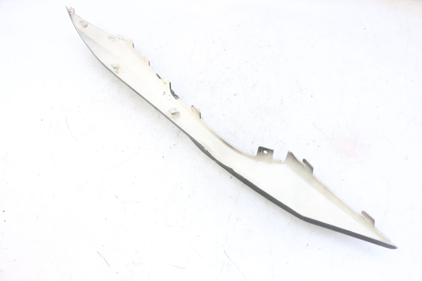 photo de RIGHT LOWER SIDE PANEL JM MOTORS EVOLIS 4T 50 (2018 - 2022) - Zoom on usage condition