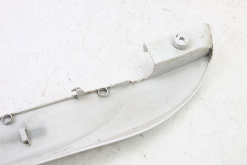 photo de RIGHT LOWER SIDE PANEL SYM FIDDLE 3 III 125 (2014 - 2020) - Additional view of the item