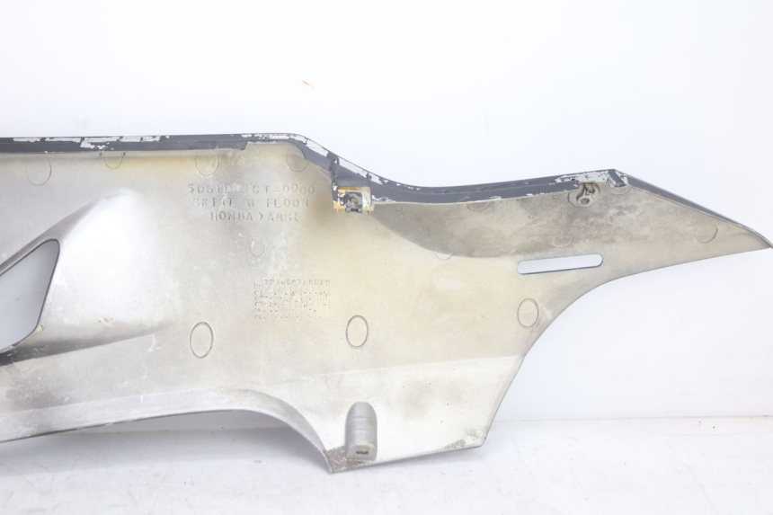 photo de RIGHT BELLY PANEL HONDA FJS SILVER WING SILVERWING 400 (2005 - 2008) - Component zoom