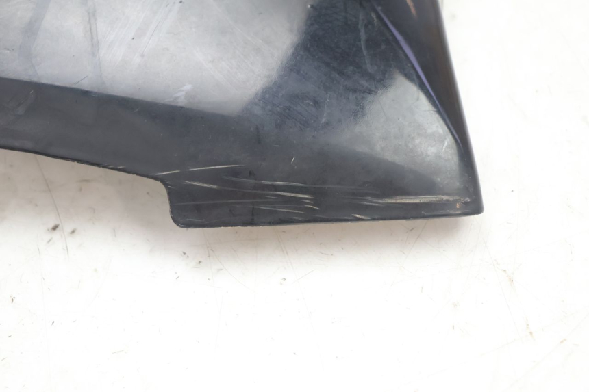 photo de RIGHT BELLY PANEL HONDA FJS SILVER WING SILVERWING 400 (2005 - 2008) - Fixing points details