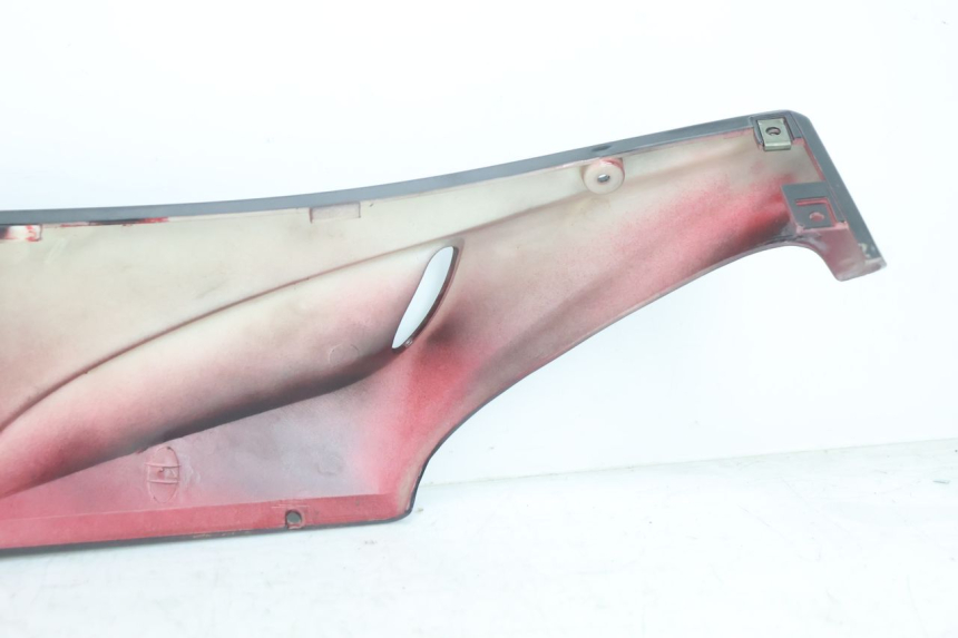 photo de RIGHT BELLY PANEL VASTRO GP 2T 50 (2013 - 2017) - Additional view of the item