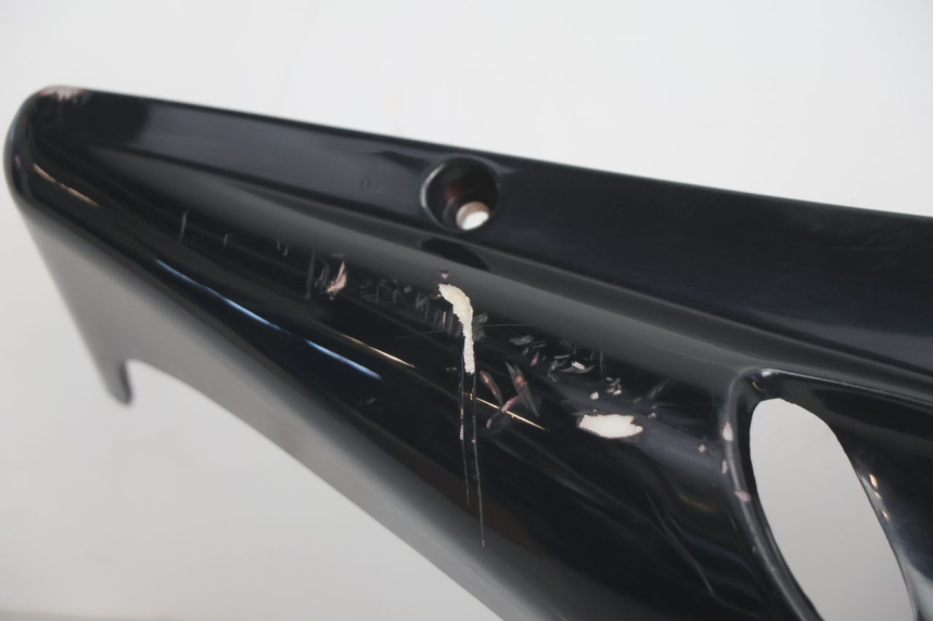 photo de RIGHT BELLY PANEL VASTRO GP 2T 50 (2013 - 2017) - Zoom on usage condition