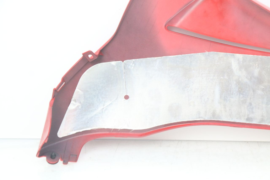 photo de RIGHT BELLY PANEL SUZUKI GSX-R GSXR 750 (2011 - 2016) - Surface and material condition