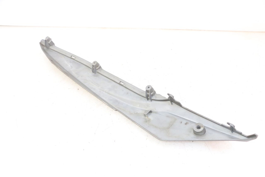 photo de RIGHT LOWER SIDE PANEL SYM JET 14 4T 50 (2018 - 2022) - Alternative perspective