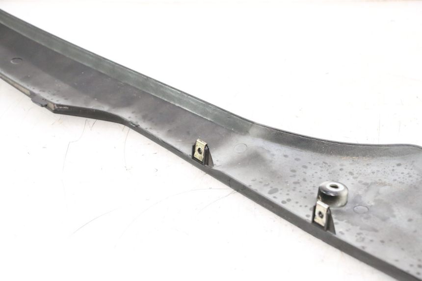 photo de RIGHT BELLY PANEL RIDE JUMP 2T 50 (2012 - 2017) - Surface and material condition