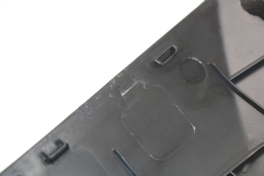 photo de RIGHT LOWER SIDE PANEL PEUGEOT KISBEE 2T 50 (2010 - 2017) - Technical close-up