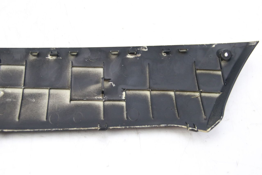 photo de RIGHT LOWER SIDE PANEL PEUGEOT KISBEE 2T 50 (2018 - 2022) - Technical close-up