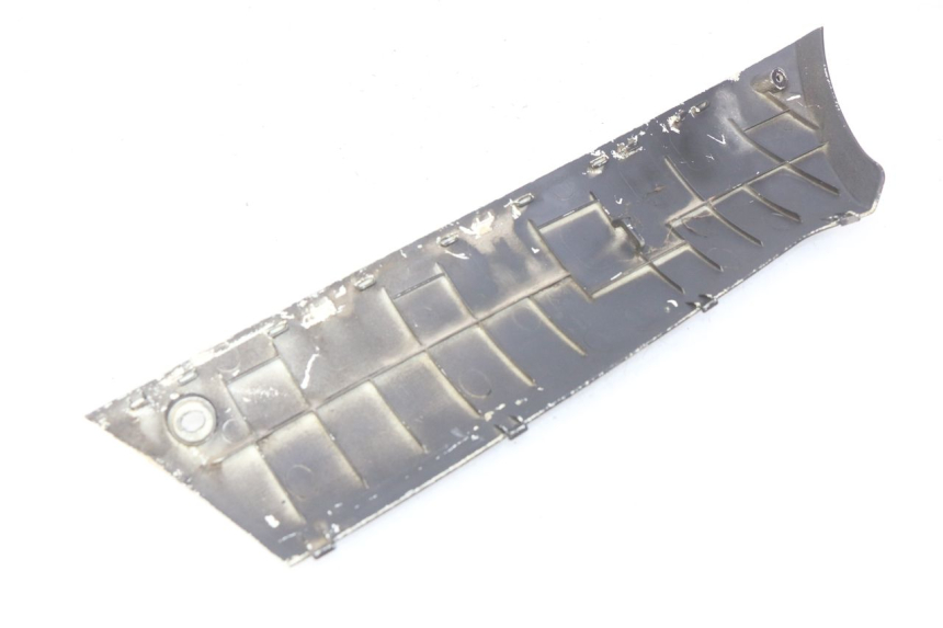 photo de RIGHT LOWER SIDE PANEL PEUGEOT KISBEE 4T 50 (2010 - 2017) - Alternative perspective