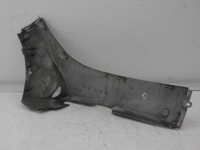 photo de RIGHT BELLY PANEL KYMCO SPACER 50 (1998 - 2009) - Technical close-up