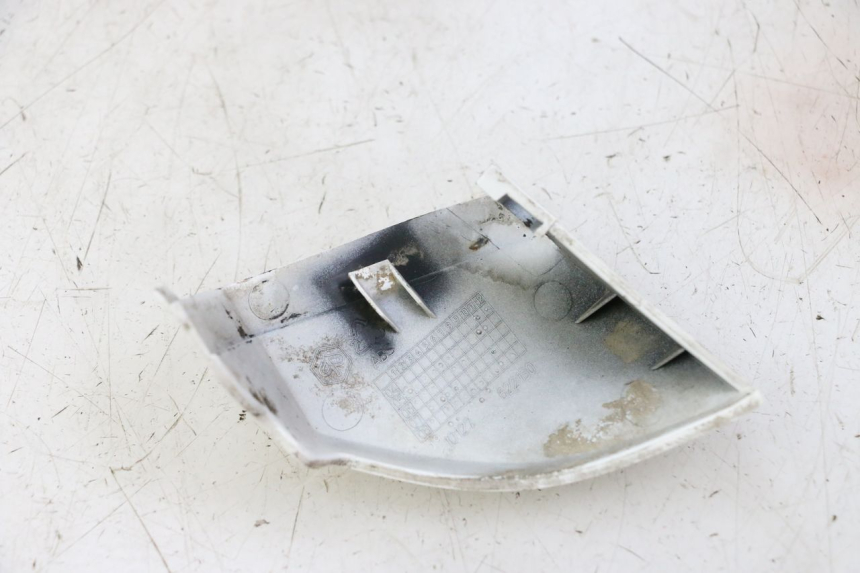 photo de RIGHT BELLY PANEL PIAGGIO LXV 4T 50 (2009 - 2013) - Component detail