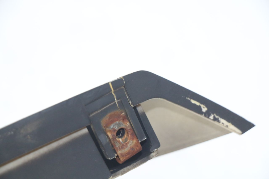 photo de RIGHT LOWER SIDE PANEL EUROCKA MATADOR 4T 50 (2010 - 2016) - Zoom on usage condition