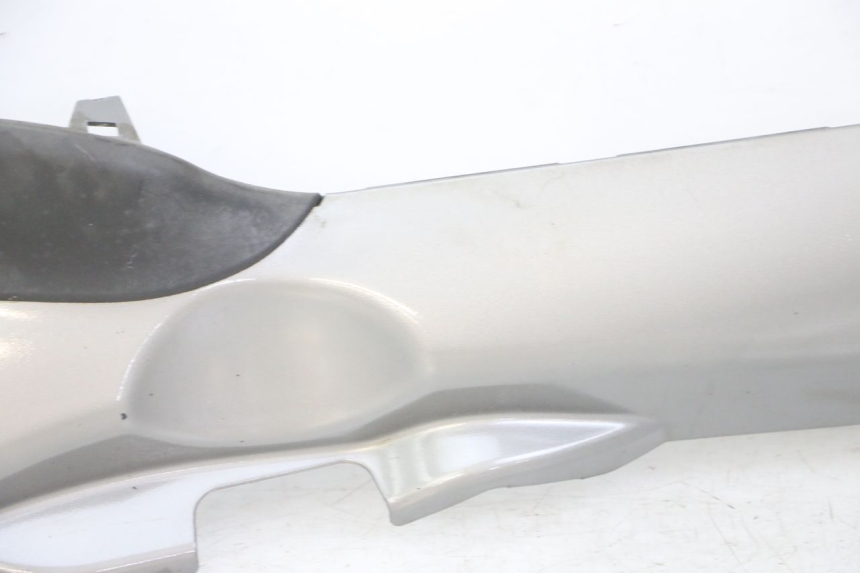 photo de RIGHT BELLY PANEL PIAGGIO MP3 LT 300 (2010 - 2016) - Additional view of the item