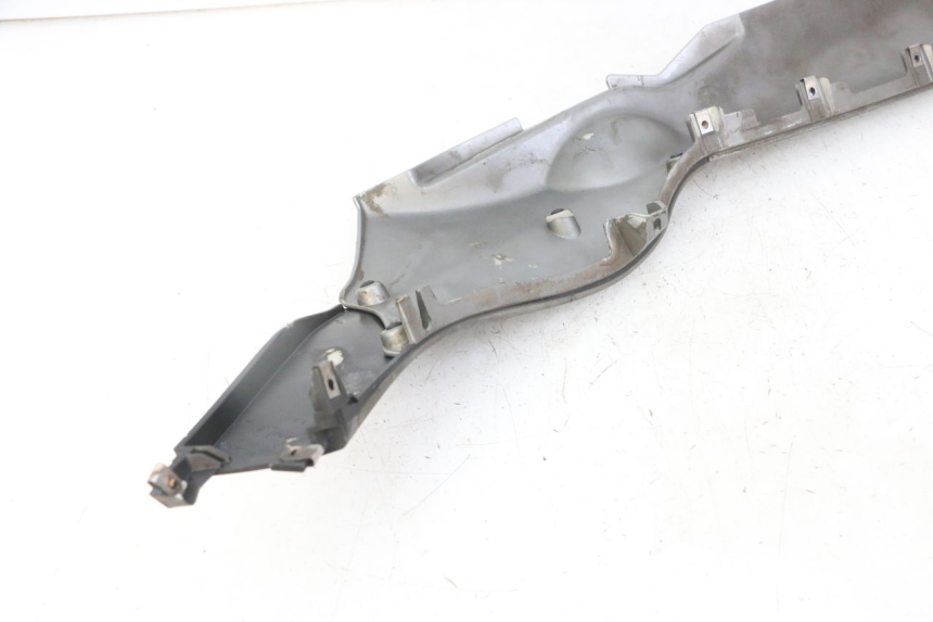 photo de RIGHT BELLY PANEL PIAGGIO MP3 LT 300 (2010 - 2016) - Checked used part