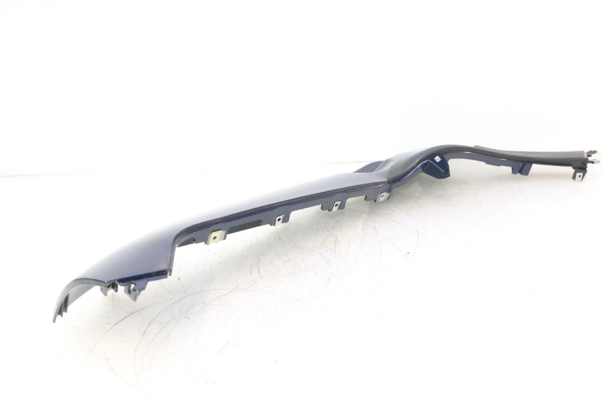 photo de RIGHT LOWER SIDE PANEL PIAGGIO MP3 LT 400 (2007 - 2012) - Component zoom