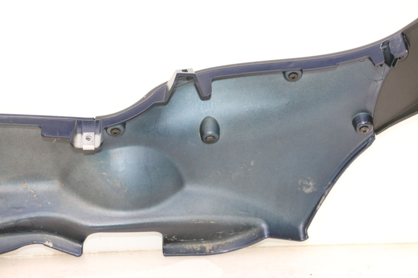 photo de RIGHT LOWER SIDE PANEL PIAGGIO MP3 LT 400 (2007 - 2012) - Checked used part