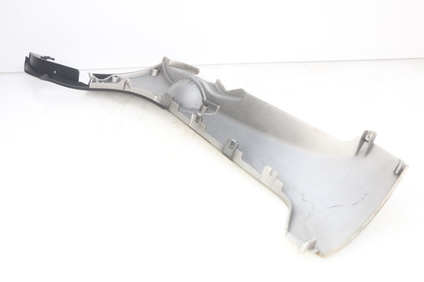photo de RIGHT LOWER SIDE PANEL PIAGGIO MP3 500 (2014 - 2017) - Product overview