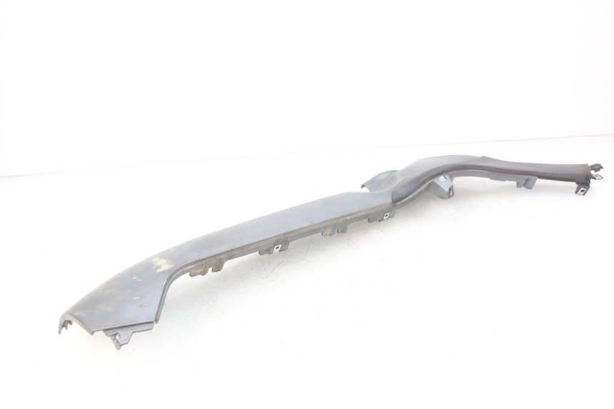 photo de RIGHT LOWER SIDE PANEL PIAGGIO MP3 500 (2011 - 2015) - Component detail
