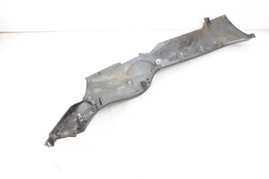 photo de RIGHT LOWER SIDE PANEL PIAGGIO MP3 500 (2011 - 2015) - Component detail