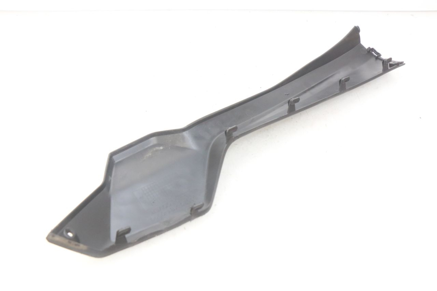 photo de RIGHT LOWER SIDE PANEL SYM ORBIT III 3 4T 50 (2018 - 2021) - Component detail