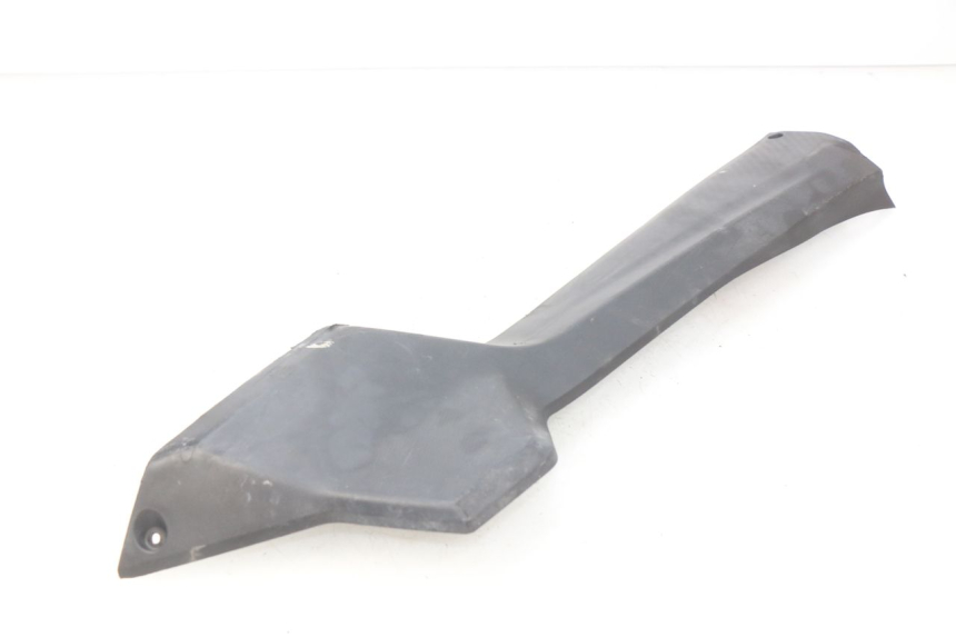 photo de RIGHT LOWER SIDE PANEL SYM ORBIT III 3 4T 50 (2018 - 2021) - Fixing points details