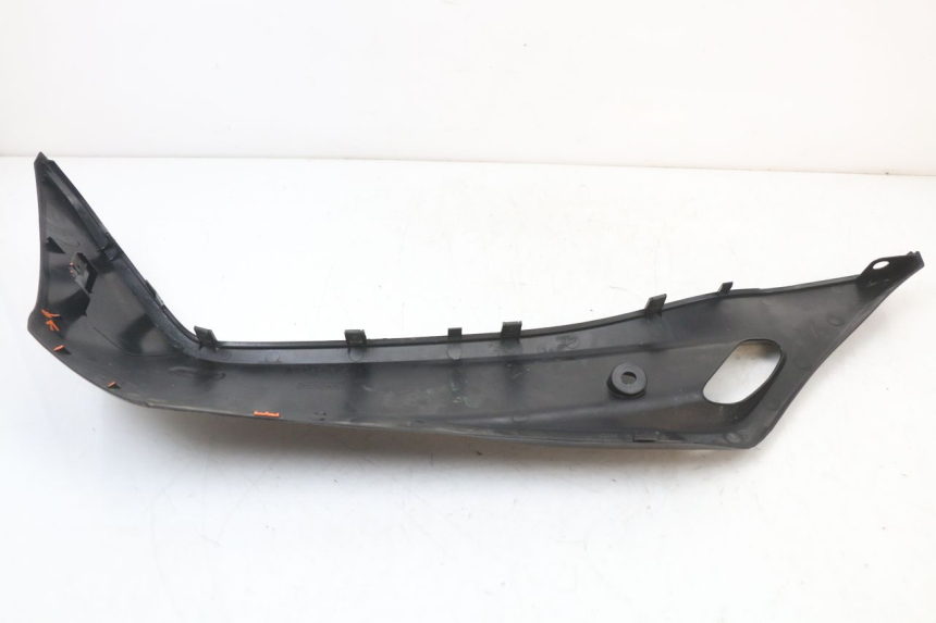 photo de RIGHT BELLY PANEL HONDA PCX (JF28) 125 (2009 - 2011) - Surface and material condition
