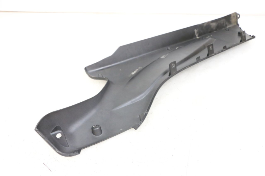 photo de RIGHT LOWER SIDE PANEL DAELIM S3 125 (2010 - 2017) - Checked used part