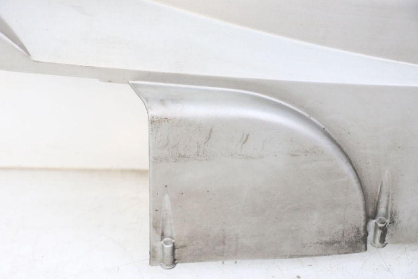 photo de RIGHT BELLY PANEL PEUGEOT SATELIS 125 (2010 - 2012) - Additional view of the item