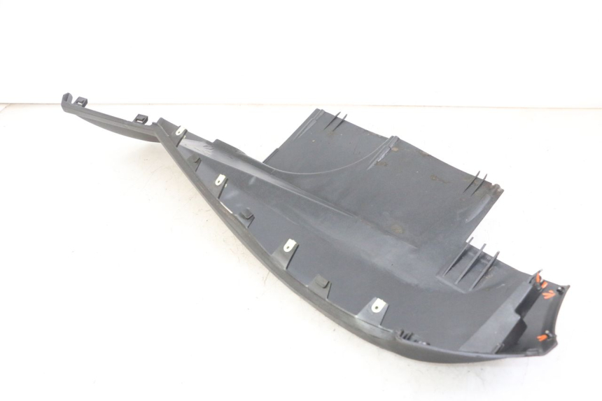 photo de RIGHT BELLY PANEL PEUGEOT SATELIS 125 (2013 - 2018) - Additional view of the item