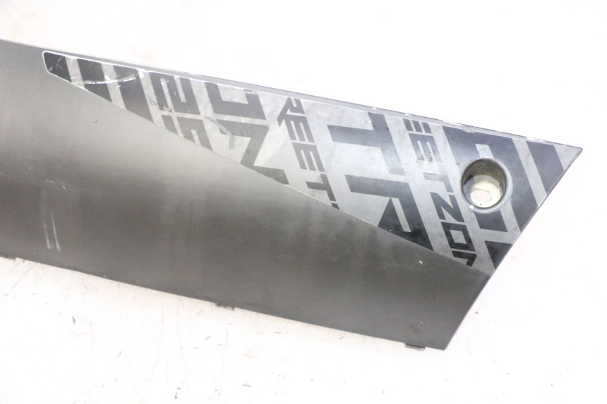 photo de RIGHT BELLY PANEL PEUGEOT STREETZONE I NAKED 2T 50 (2018 - 2020) - Technical close-up