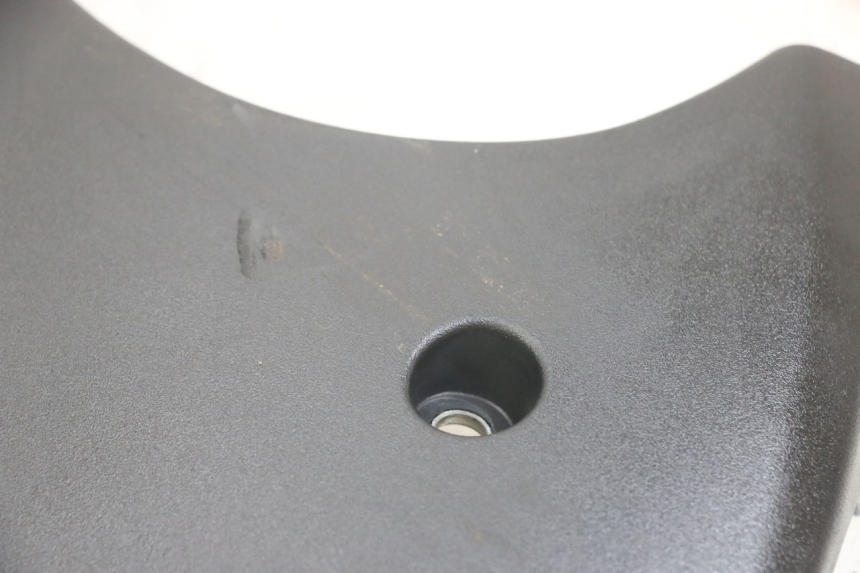 photo de RIGHT LOWER SIDE PANEL KAWASAKI VERSYS ABS 650 (2015 - 2018) - Alternative perspective