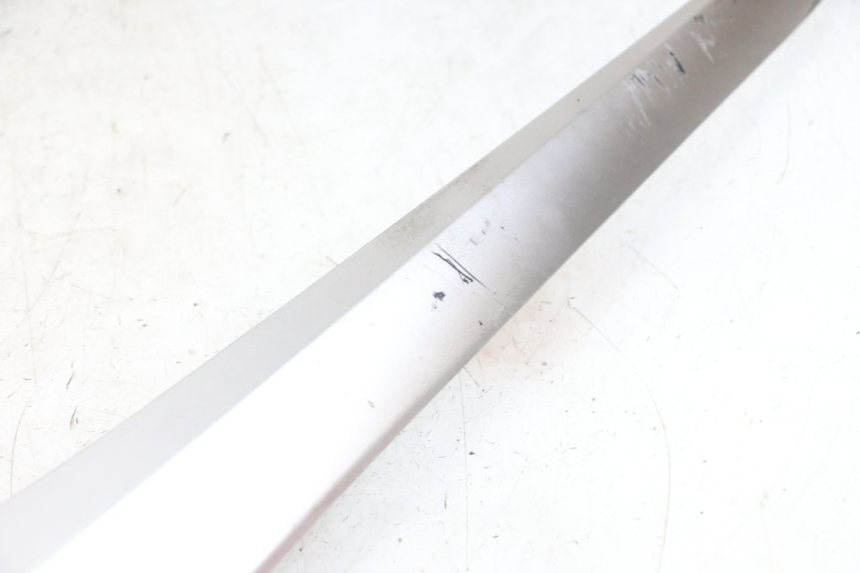 photo de RIGHT LOWER SIDE PANEL YAMAHA XMAX X-MAX ABS 125 (2017 - 2020) - Product overview