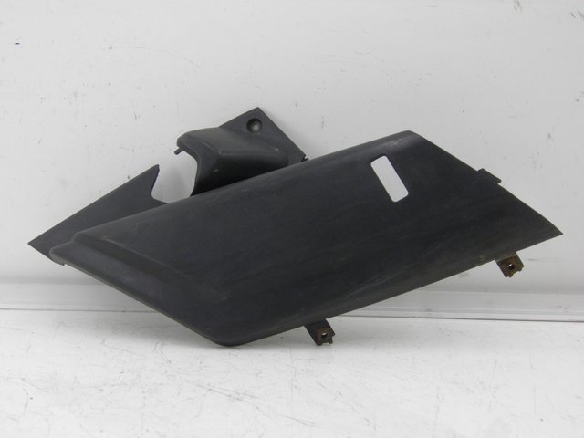 photo de RIGHT LOWER SIDE PANEL YAMAHA XMAX X-MAX 125 (2006 - 2009) - Main view