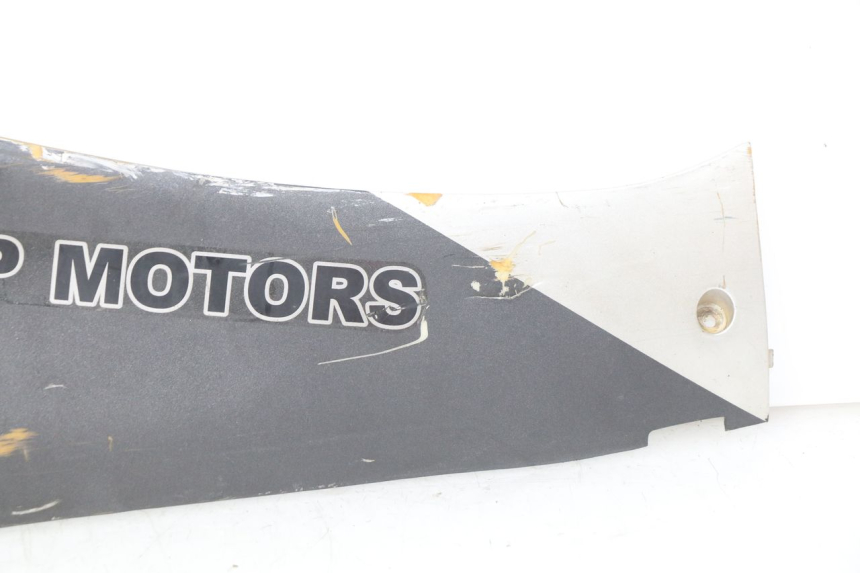 photo de RIGHT LOWER SIDE PANEL YIYING YY50QT-10 50 (2007 - 2022) - Fixing points details