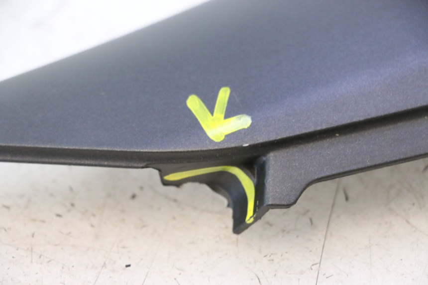 photo de RIGHT BELLY PANEL YAMAHA YZF R6 600 (2008 - 2009) - Surface and material condition