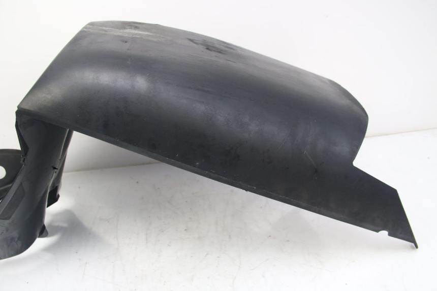 photo de LOWER BODY SHELL YAMAHA D'ELIGHT DELIGHT 125 (2017 - 2020) - Technical close-up