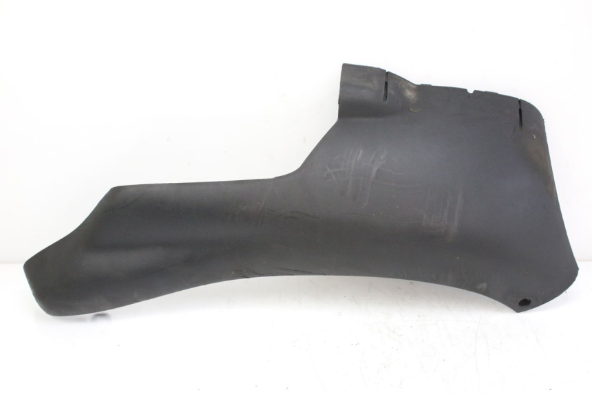 photo de BELLY PANEL PEUGEOT ELYSTAR 50 (2002 - 2014) - Fixing points details