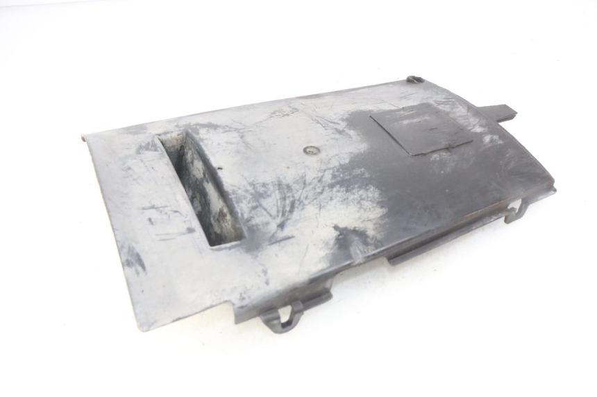 photo de LOWER BODY SHELL HONDA FES S-WING SWING ABS 125 (2007 - 2015) - Component detail