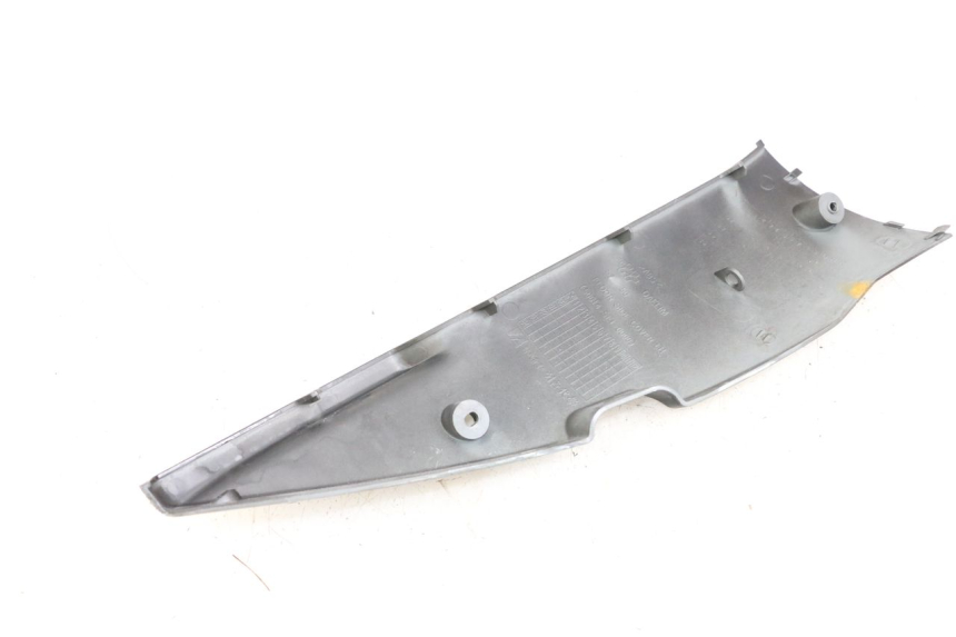 photo de Left side lower body panel DAELIM A-FOUR 2T 50 (2005 - 2012) - Zoom on usage condition