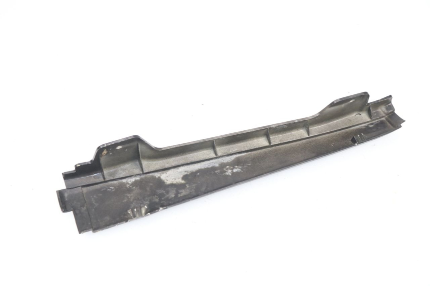 photo de LEFT BELLY PANEL MBK ACTIVE 80 (1991 - 1995) - Zoom on usage condition